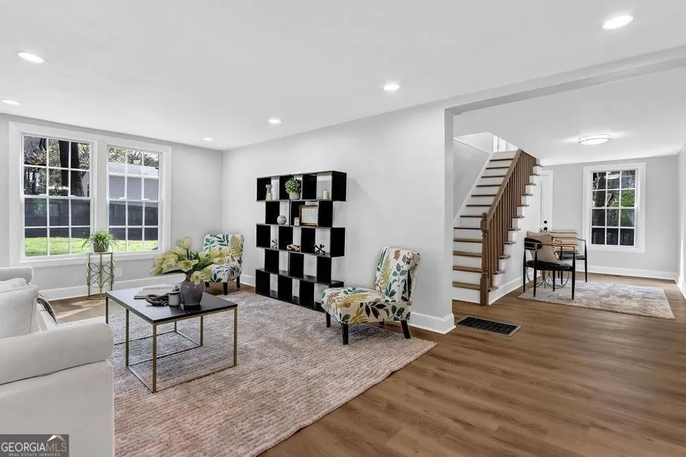 5121 Central DR Stone Mountain, GA 30083