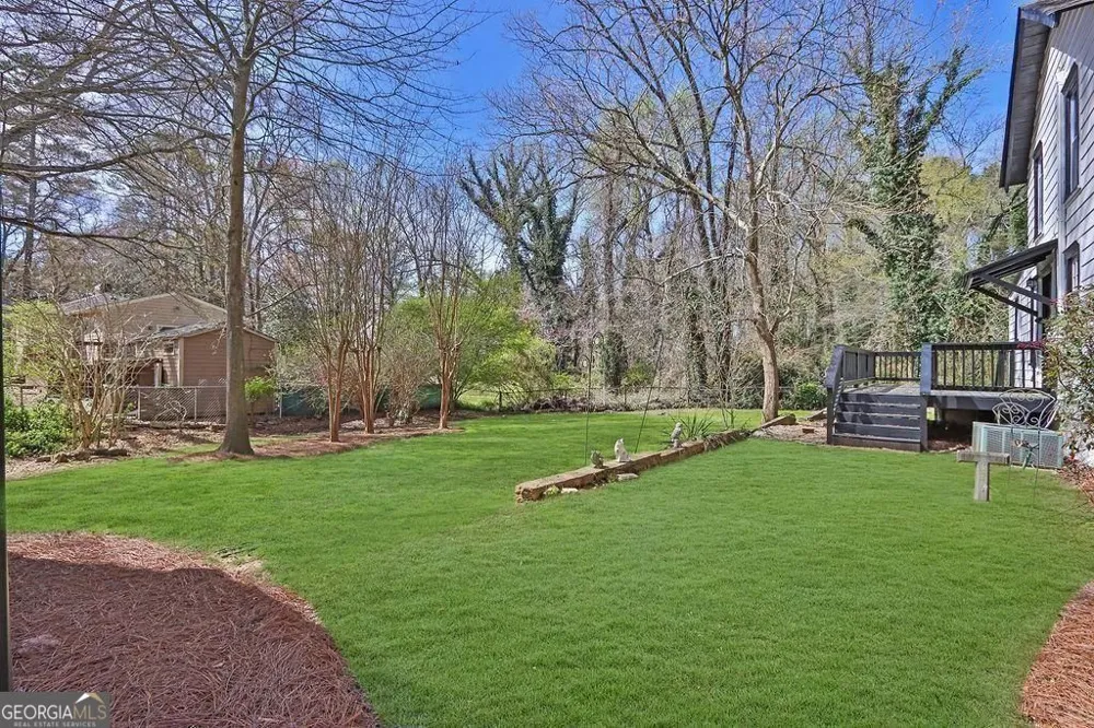 5121 Central DR Stone Mountain, GA 30083
