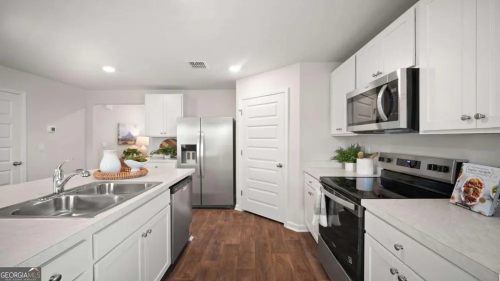 33 Bardwell WAY Port Wentworth, GA 31407