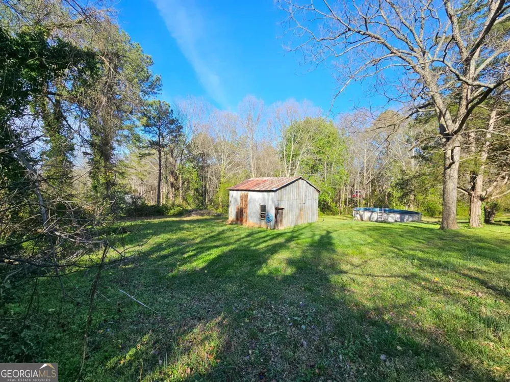 129 Brady ST Toccoa, GA 30577