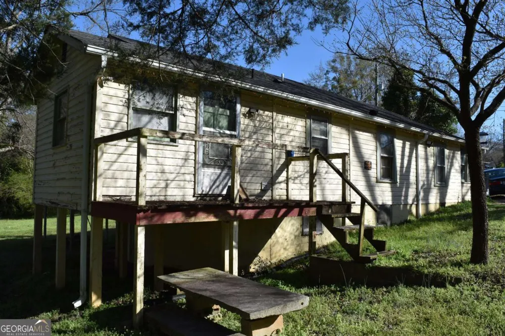 129 Brady ST Toccoa, GA 30577
