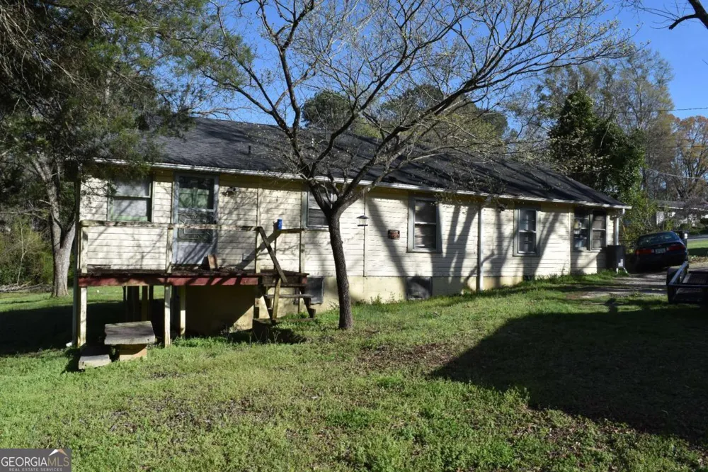 129 Brady ST Toccoa, GA 30577