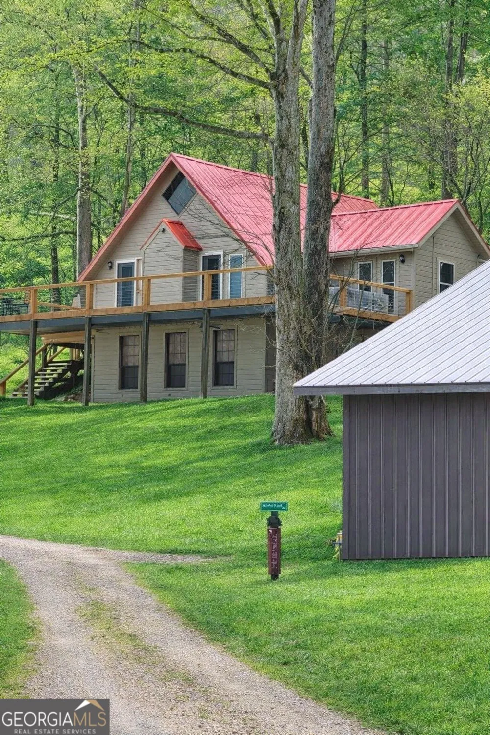 137 Blue Spruce DR Blairsville, GA 30512