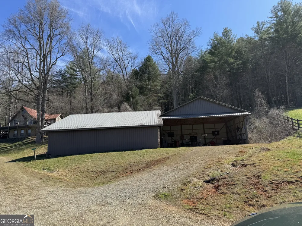 137 Blue Spruce DR Blairsville, GA 30512