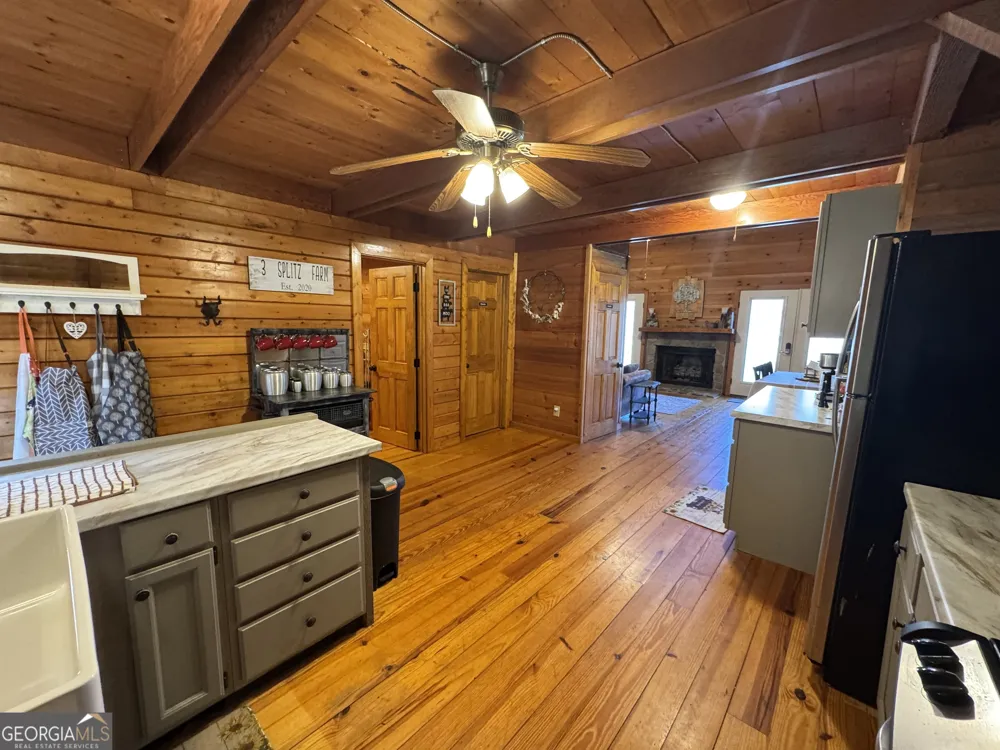 137 Blue Spruce DR Blairsville, GA 30512
