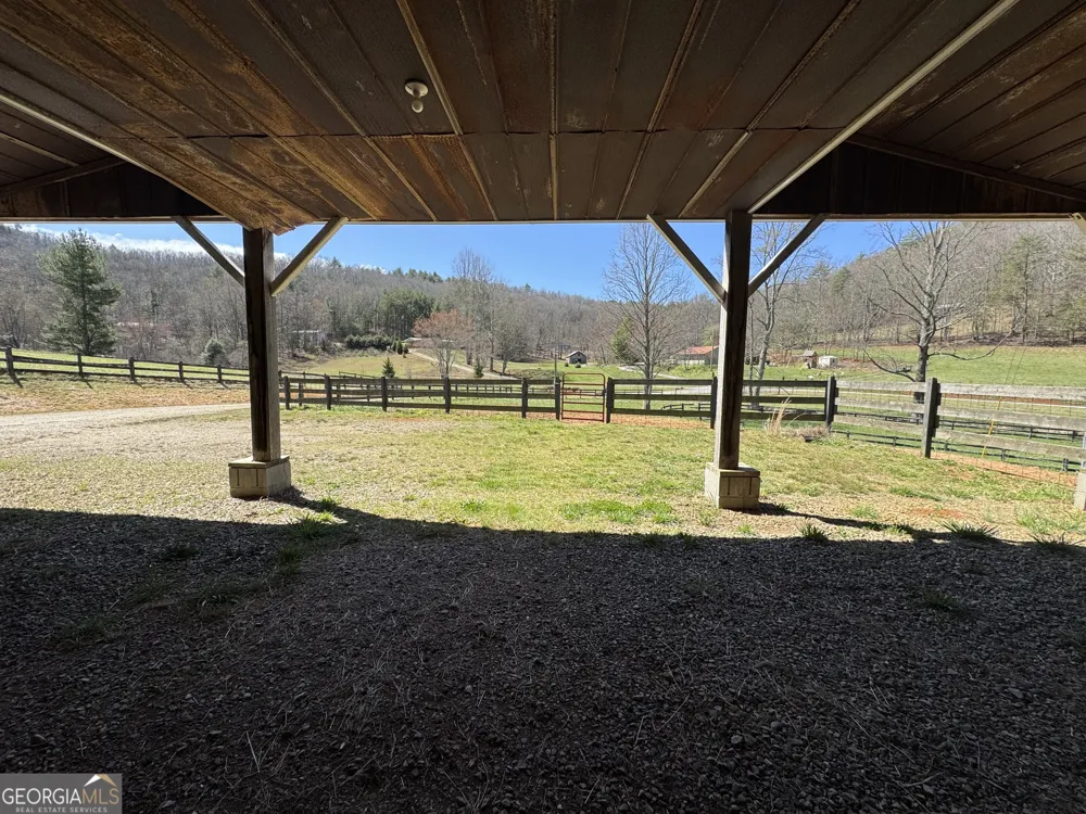 137 Blue Spruce DR Blairsville, GA 30512
