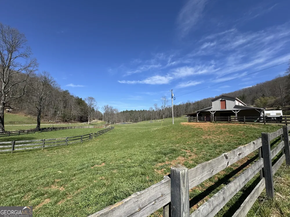 137 Blue Spruce DR Blairsville, GA 30512