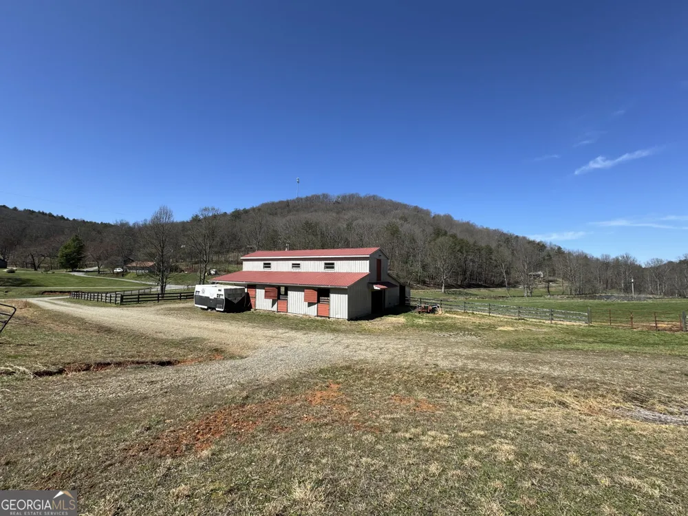 137 Blue Spruce DR Blairsville, GA 30512