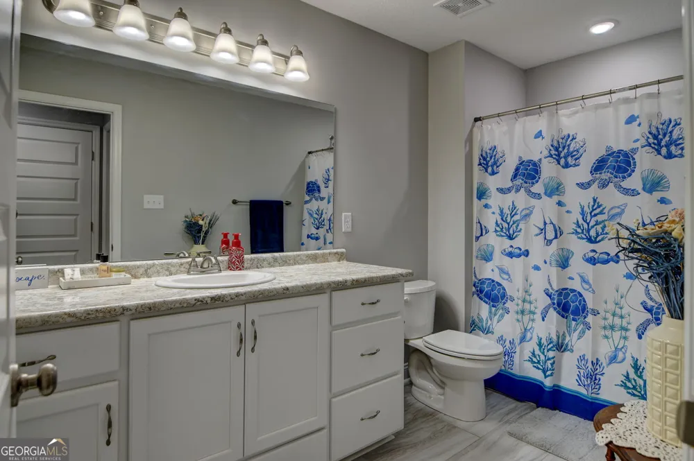 2039 Meadow Cove DR Valdosta, GA 31605