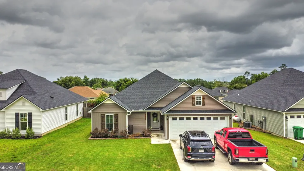 2039 Meadow Cove DR Valdosta, GA 31605