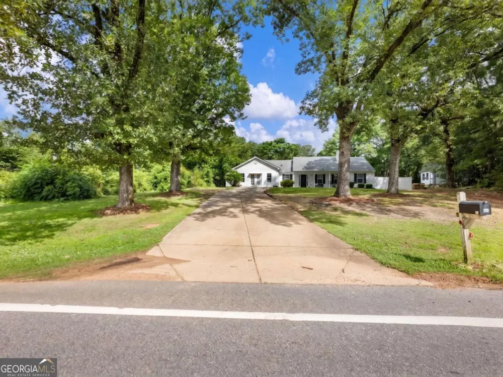 152 Carl Cedar Hill RD Winder, GA 30680
