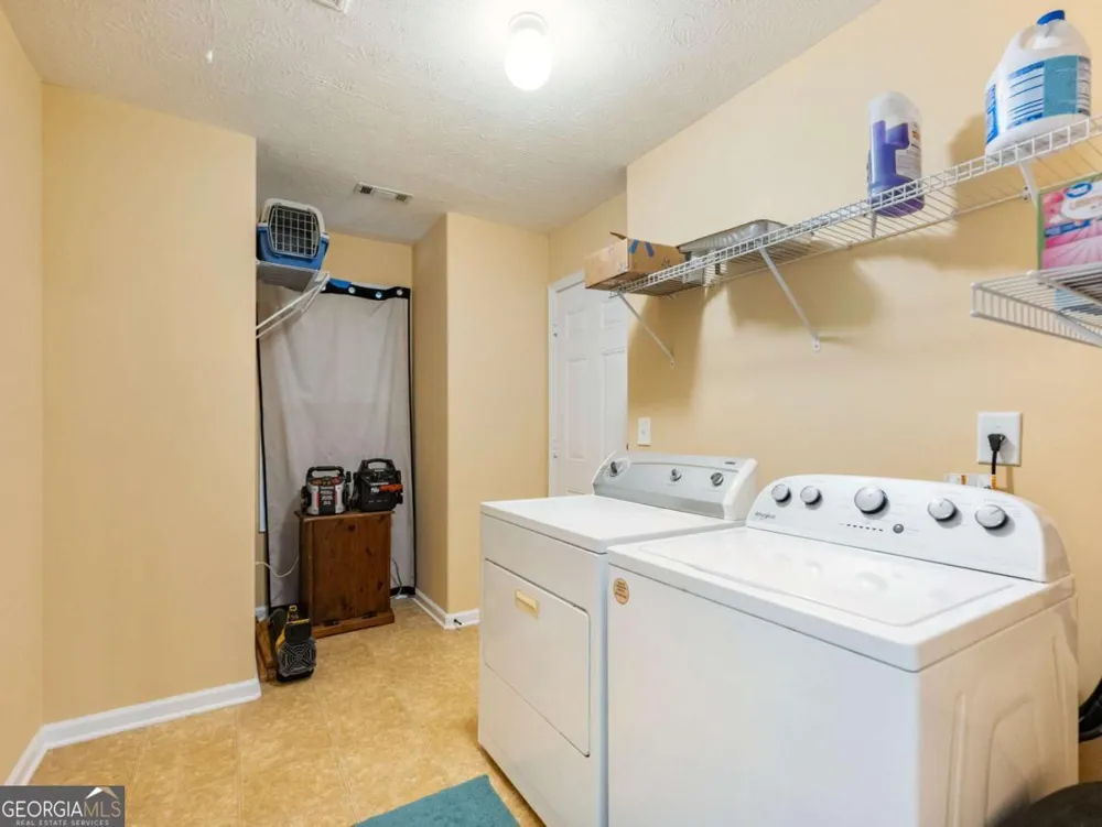 152 Carl Cedar Hill RD Winder, GA 30680