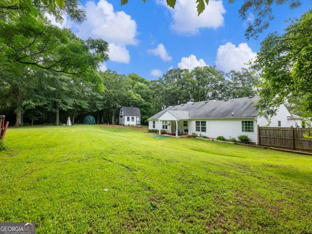 152 Carl Cedar Hill RD Winder, GA 30680