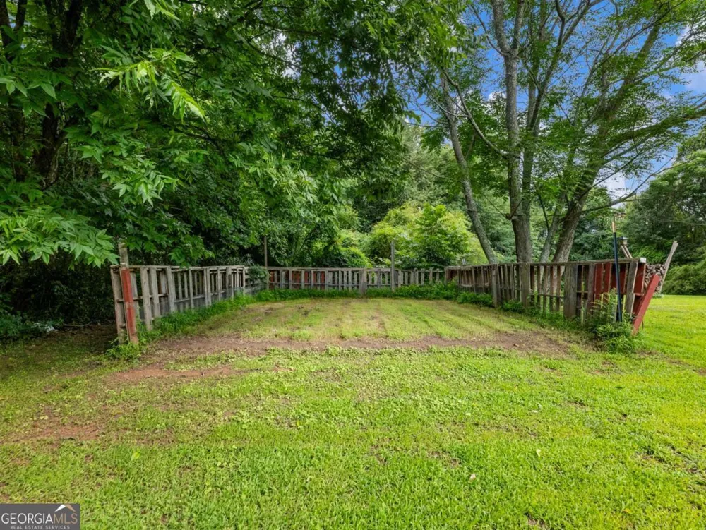152 Carl Cedar Hill RD Winder, GA 30680