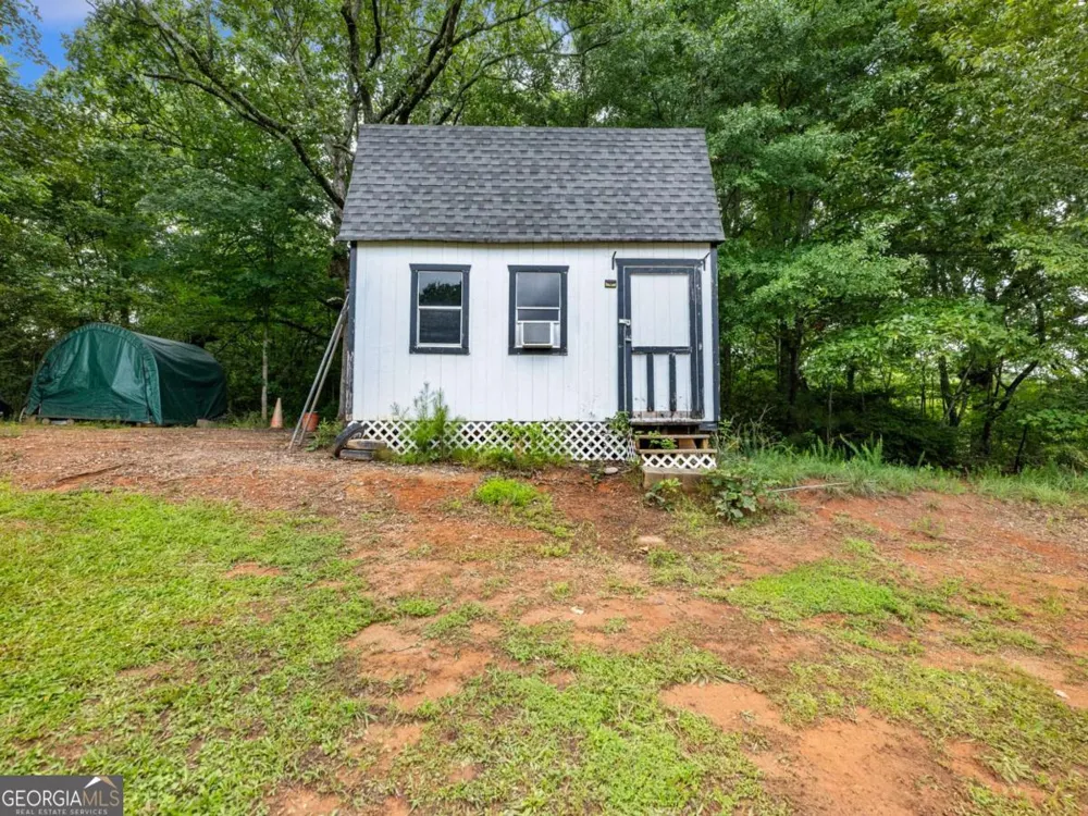 152 Carl Cedar Hill RD Winder, GA 30680