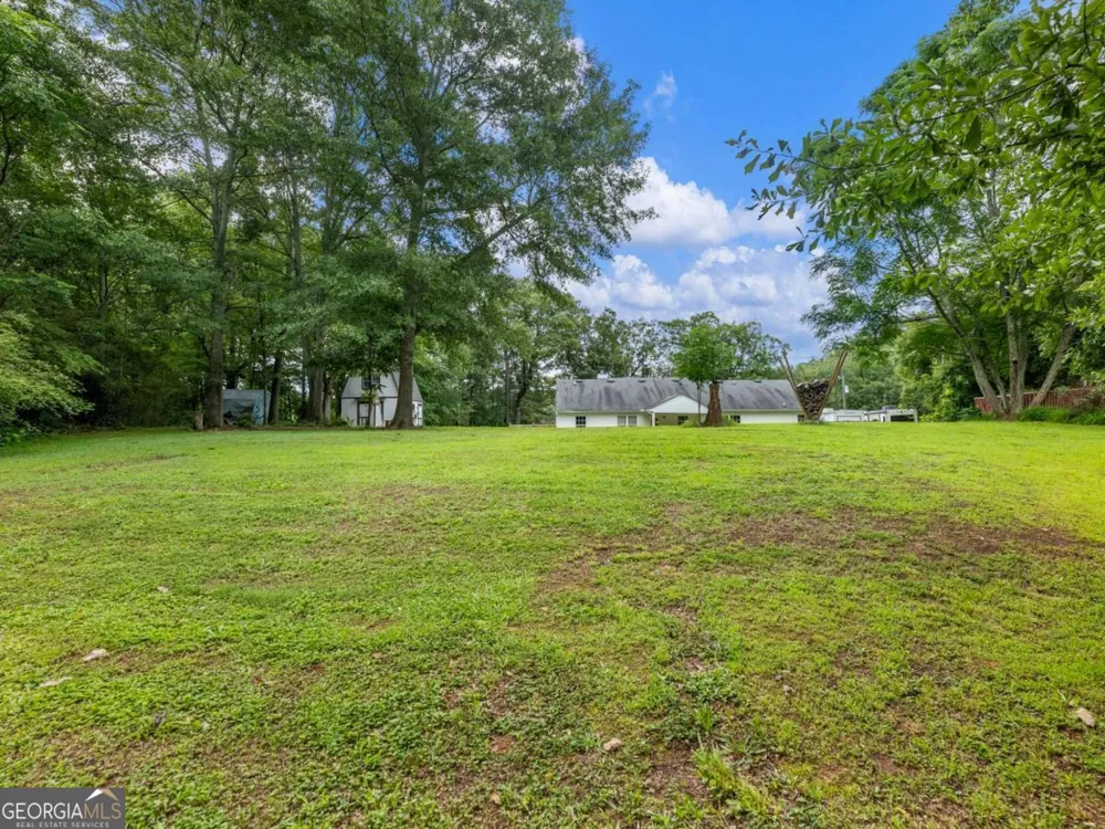 152 Carl Cedar Hill RD Winder, GA 30680
