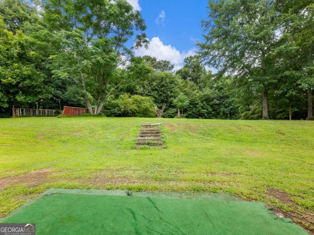 152 Carl Cedar Hill RD Winder, GA 30680
