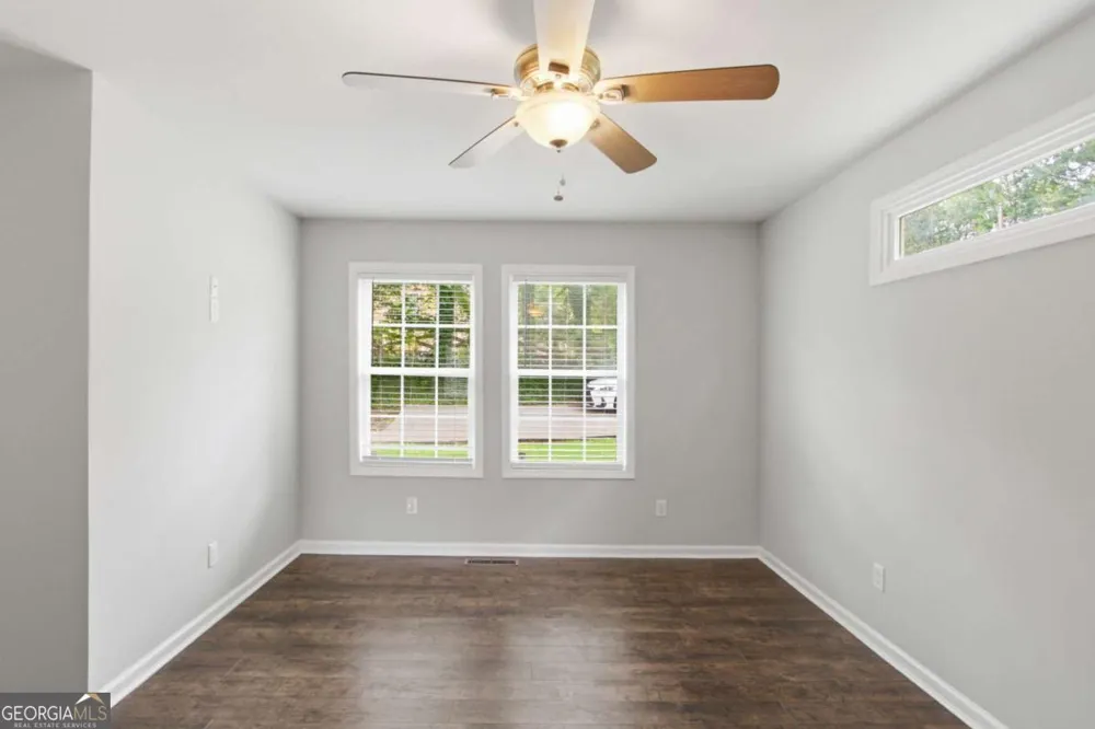 211 First ST Woodstock, GA 30188