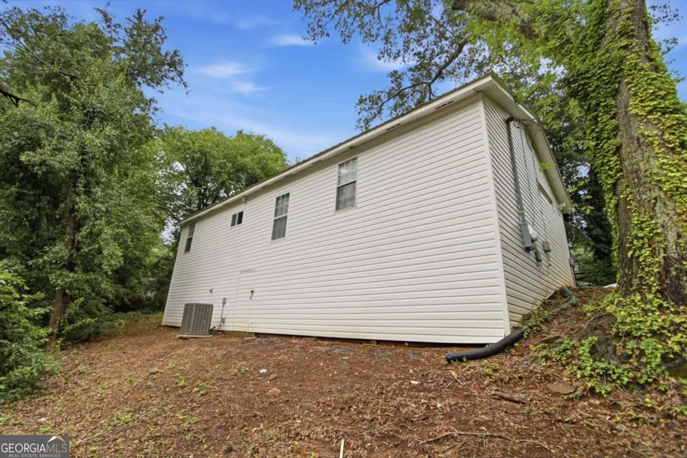 211 First ST Woodstock, GA 30188