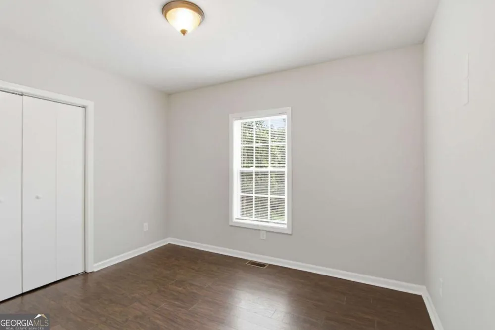 211 First ST Woodstock, GA 30188