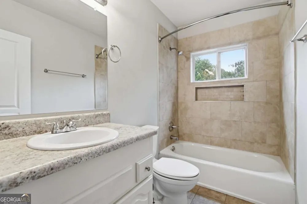 211 First ST Woodstock, GA 30188