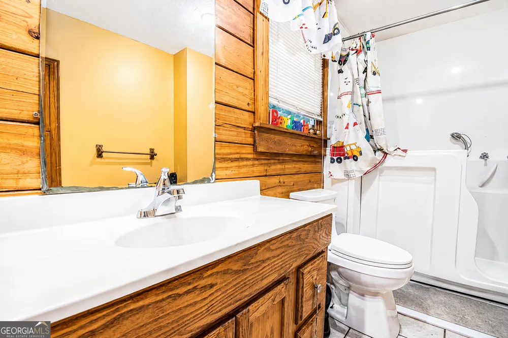 78 Pine DR Tallapoosa, GA 30176