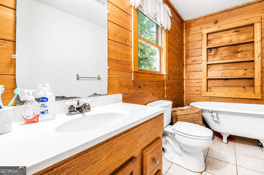 78 Pine DR Tallapoosa, GA 30176