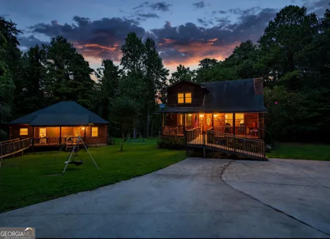 78 Pine DR
