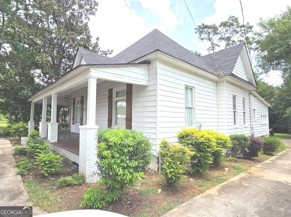 2036 S Main ST Blakely, GA 39823