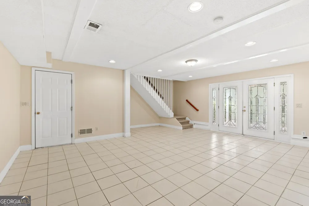 702 Osco PKWY Woodstock, GA 30188