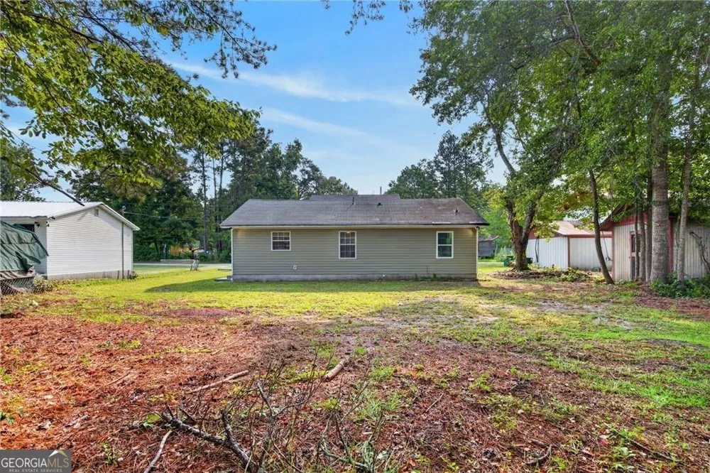 903 B Poplar ST Guyton, GA 31312