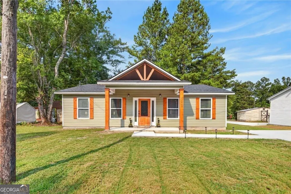 903 B Poplar ST Guyton, GA 31312