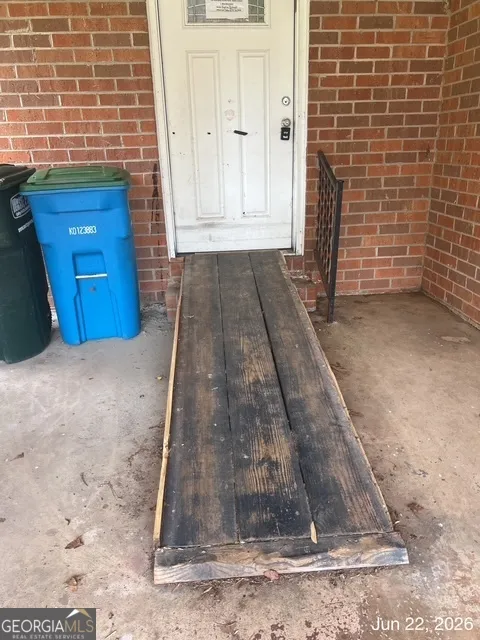 57 LEIGH ST Commerce, GA 30529
