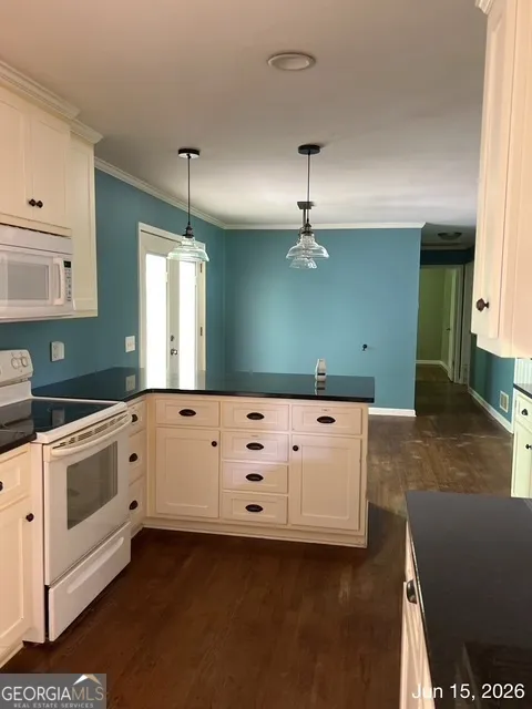 57 LEIGH ST Commerce, GA 30529