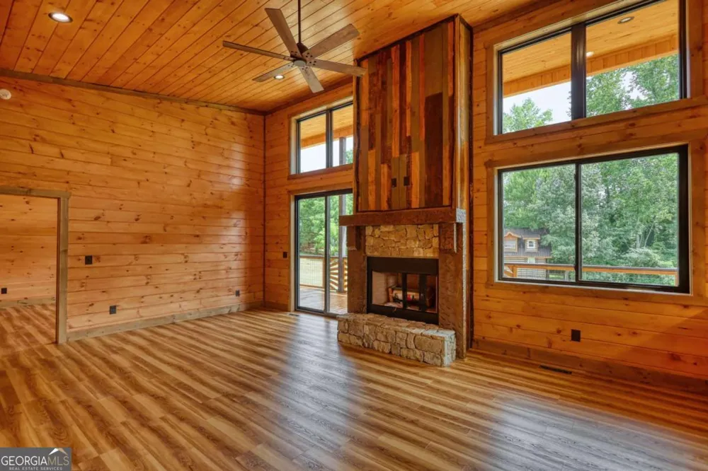 483 Church ST Blue Ridge, GA 30513