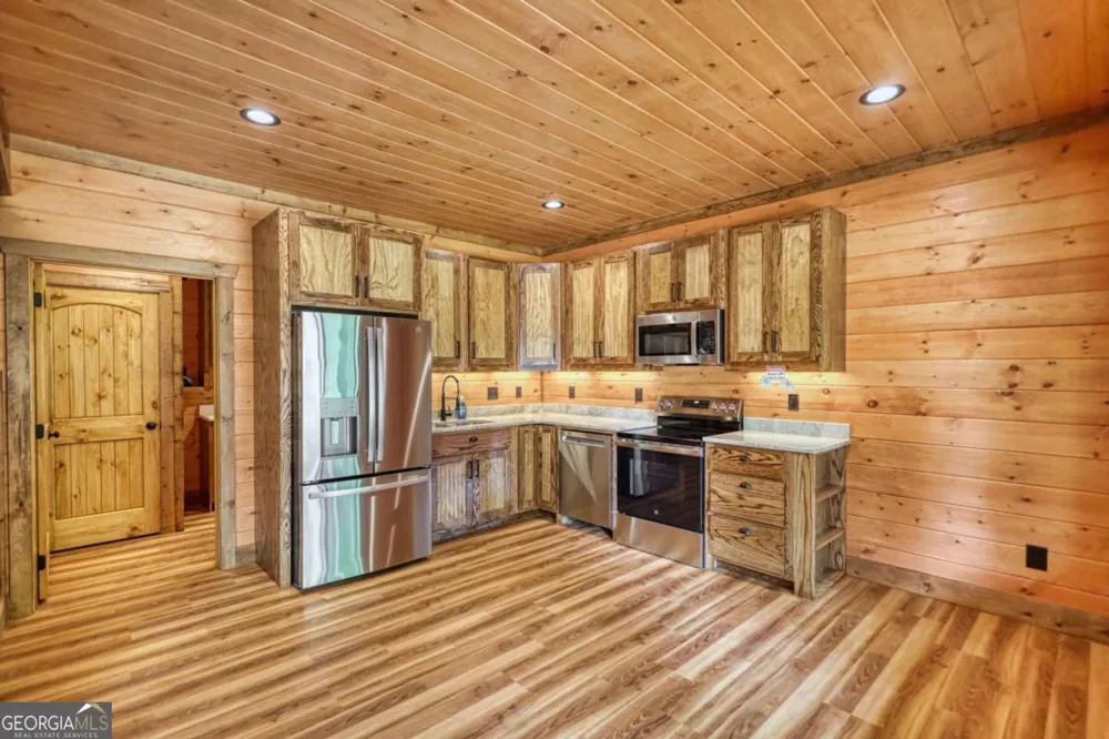 483 Church ST Blue Ridge, GA 30513