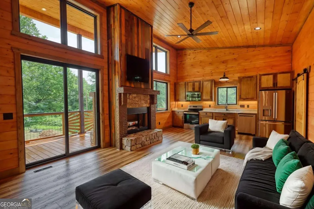 483 Church ST Blue Ridge, GA 30513
