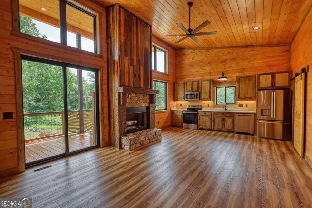483 Church ST Blue Ridge, GA 30513