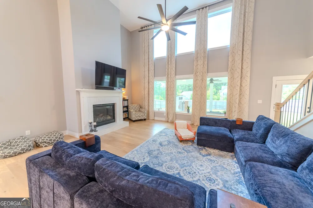 14 Dayton Way Sharpsburg, GA 30277