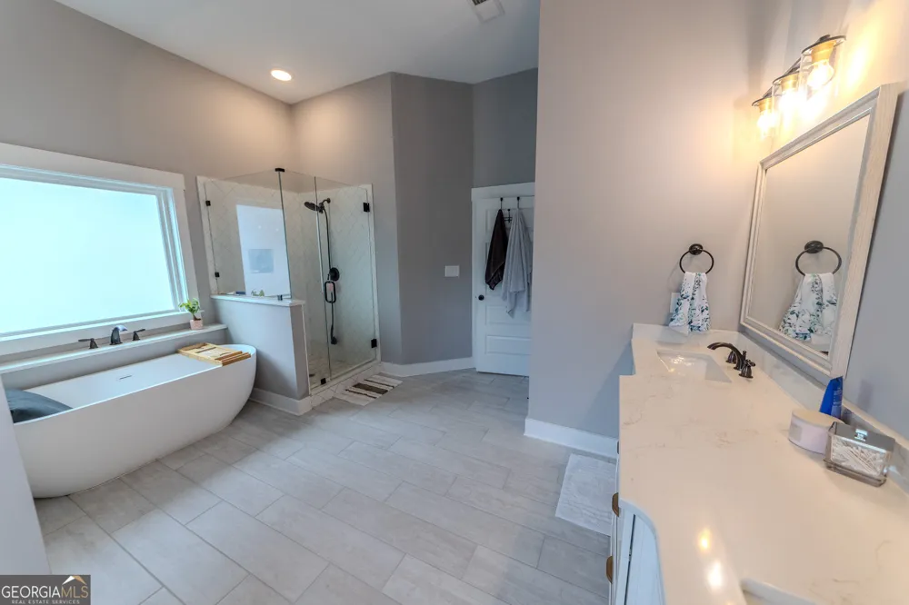 14 Dayton Way Sharpsburg, GA 30277