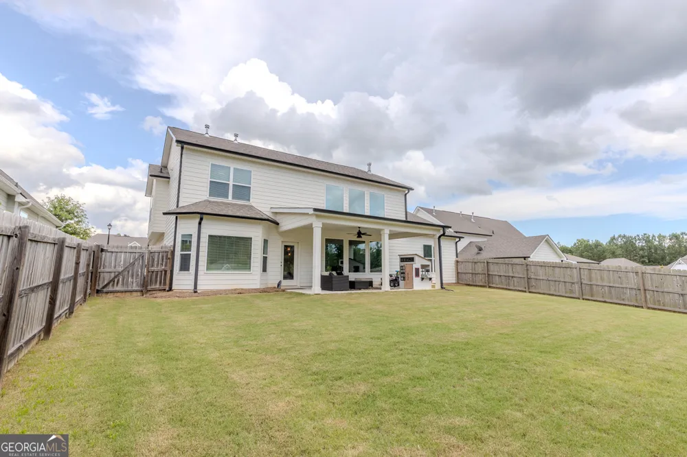14 Dayton Way Sharpsburg, GA 30277