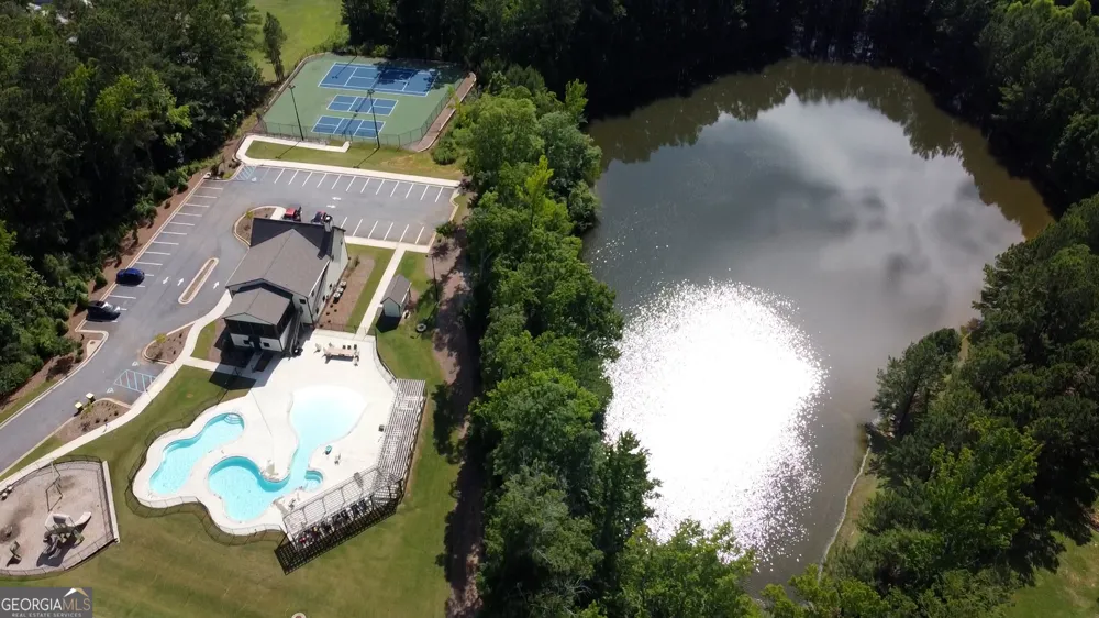 14 Dayton Way Sharpsburg, GA 30277
