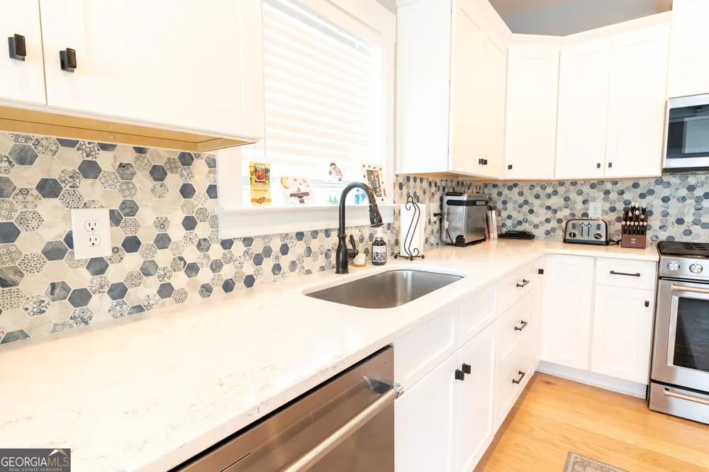 14 Dayton Way Sharpsburg, GA 30277