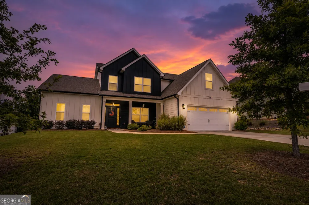 14 Dayton Way Sharpsburg, GA 30277