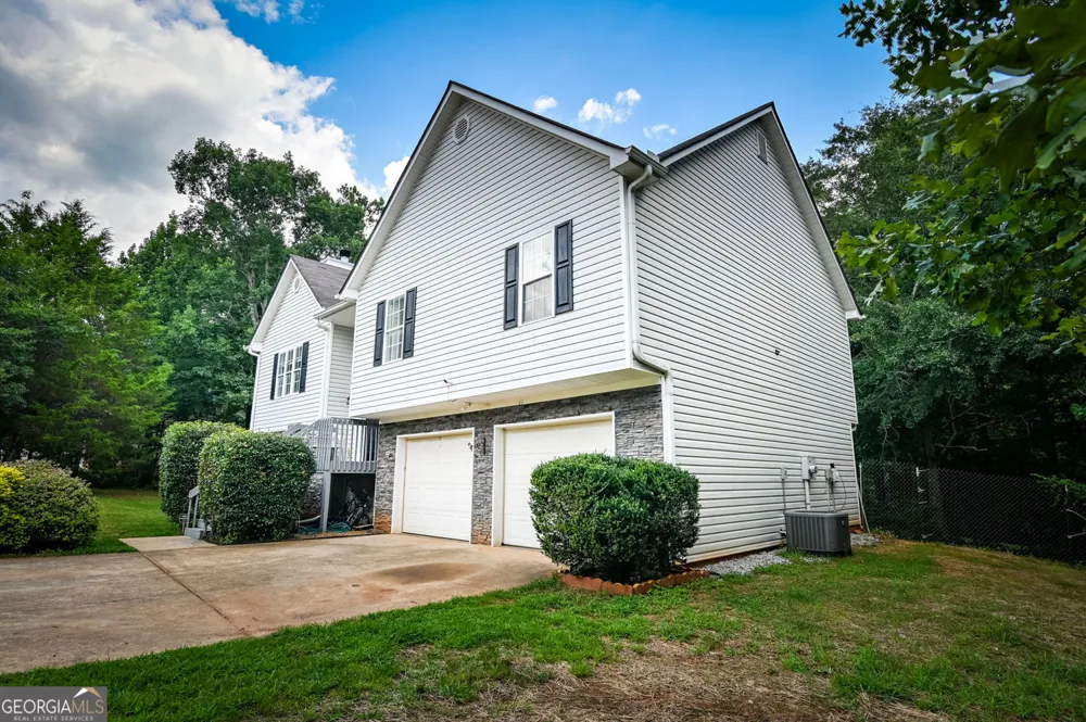 314 Black Willow CT Locust Grove, GA 30248