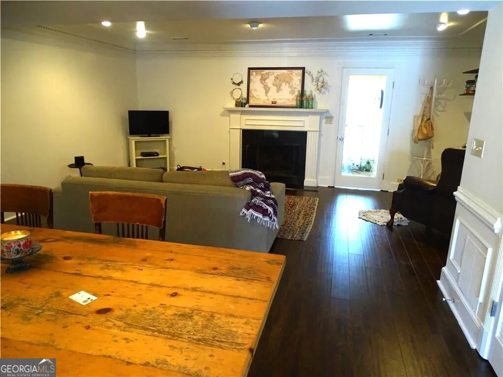 410 Forestgate CT Sandy Springs, GA 30350