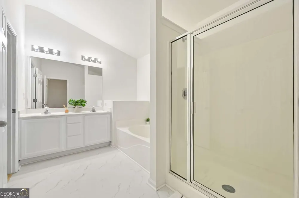 3267 Wyesham CIR Duluth, GA 30096