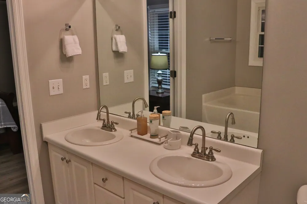 105 Plymouth PL LaGrange, GA 30240