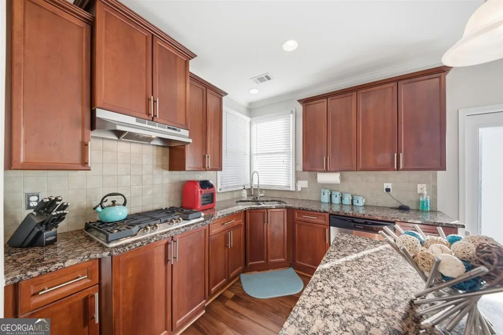 1719 Cromwell LN Lithia Springs, GA 30122