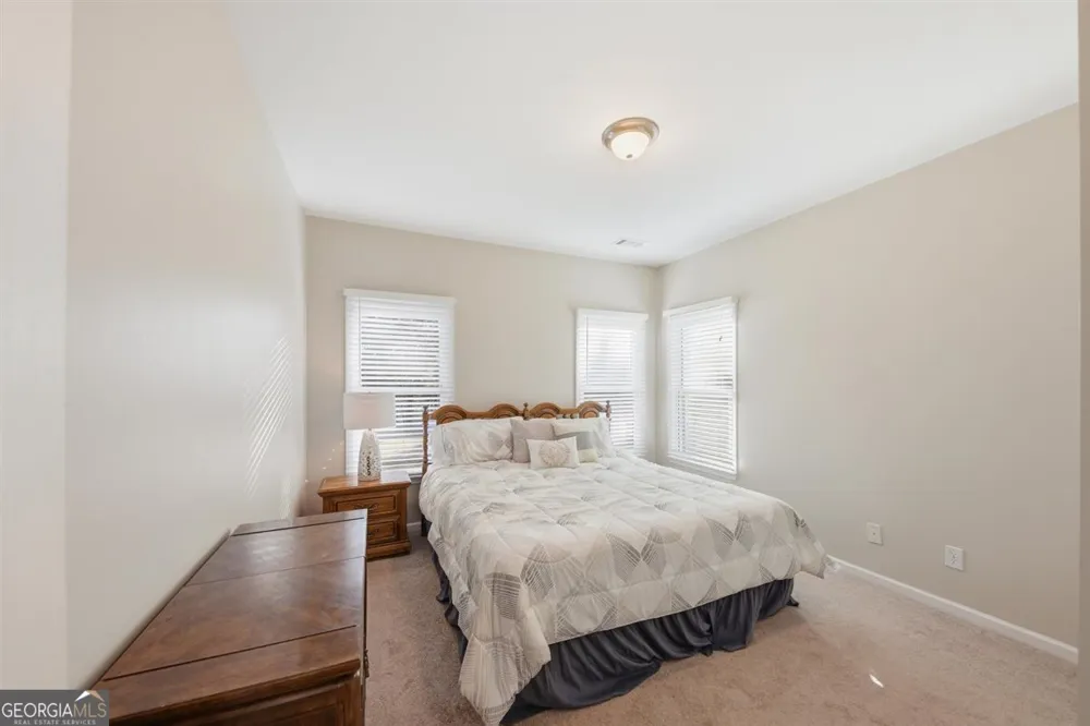 1719 Cromwell LN Lithia Springs, GA 30122